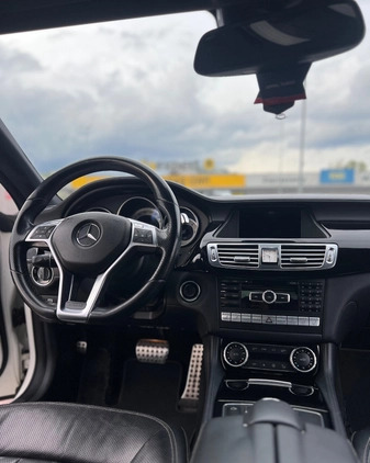 Mercedes-Benz CLS cena 86000 przebieg: 235000, rok produkcji 2011 z Warszawa małe 277